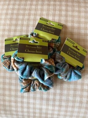 Plush Scrunchie Set — Teal & Brown